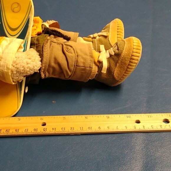 Original Brass Button Bear Sports Bear Yellow Jacket Cap Skateboard - Picture 6 of 6